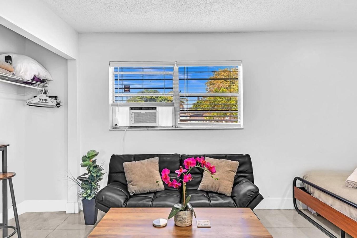 New 2 Bed Studio Close To Beach & Casino Ha04 Холивуд Екстериор снимка